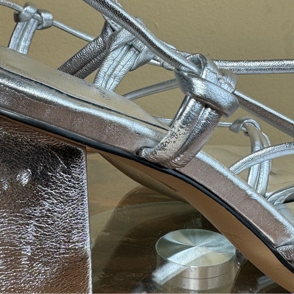 NEW Marc Fisher Giada Sandal in silver - Picture 13 of 16